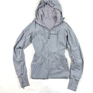 Lululemon In Flux Jacket Silver Fox Size 6 DAMAGED